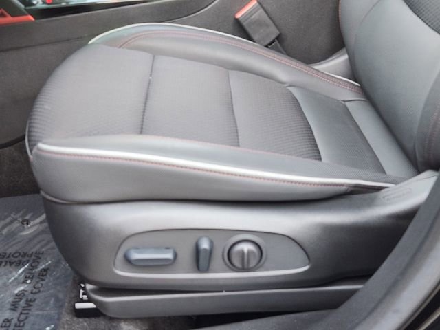 Certified 2023 Chevrolet TrailBlazer RS w/ Convenience Package image 19