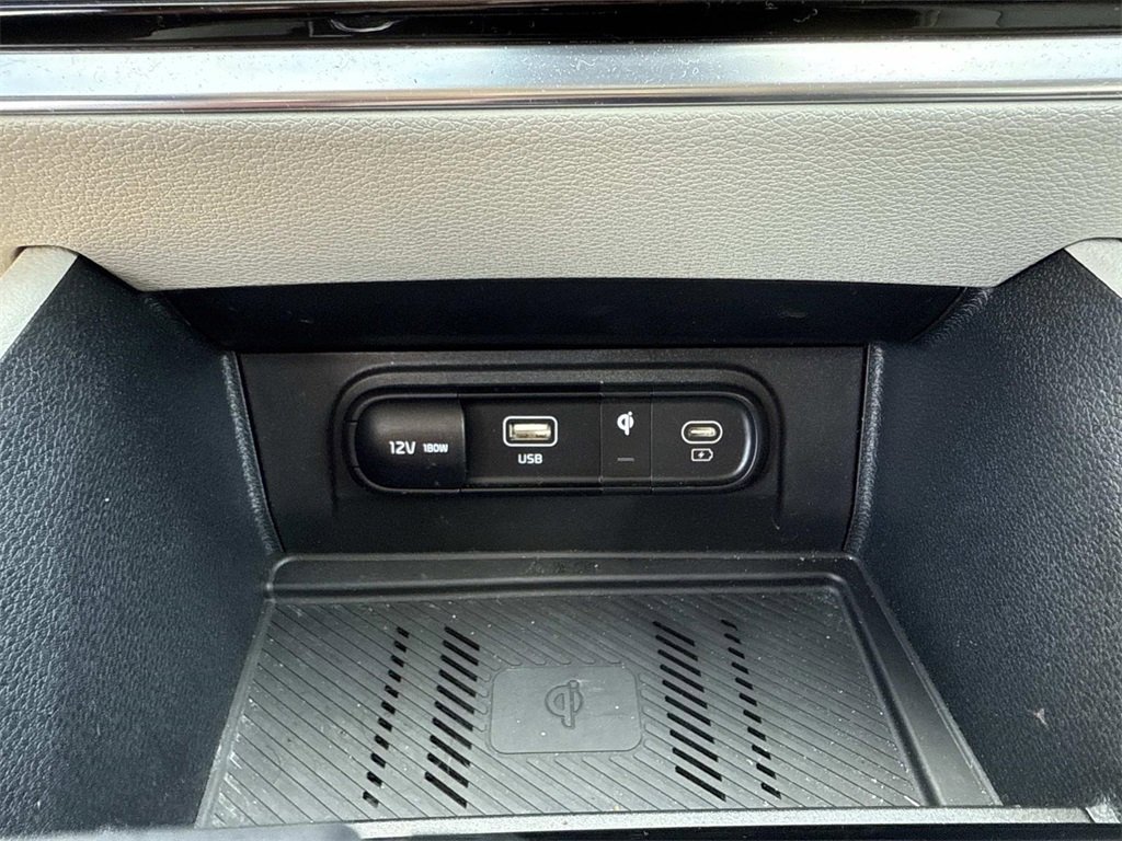 Used 2024 Kia Sportage EX image 21