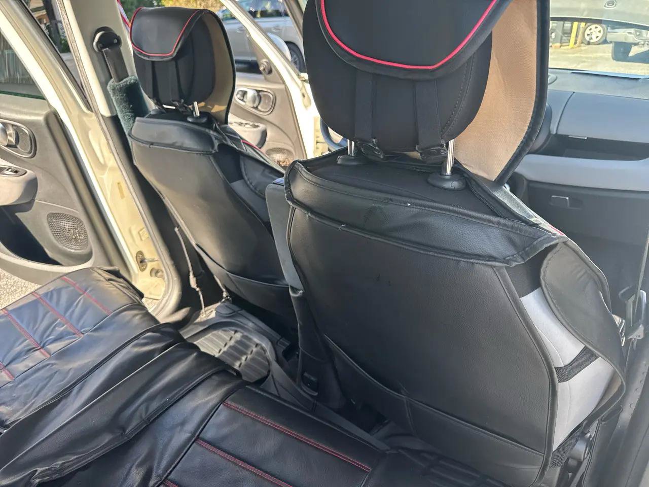 Used 2014 FIAT 500L Easy w/ Popular Equipment Group FWD image 22