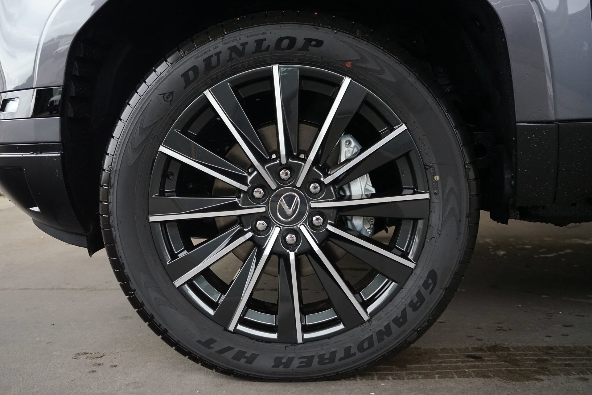 Used 2026 Lexus GX 550 w/ Cold Area Package AWD/4WD image 39