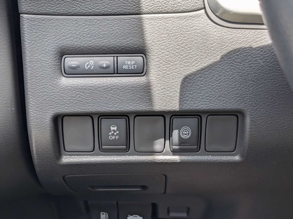 Used 2023 Nissan Murano SV w/ SV Midnight Edition Package AWD/4WD image 30