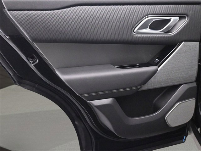 Used 2022 Land Rover Range Rover Velar S image 12