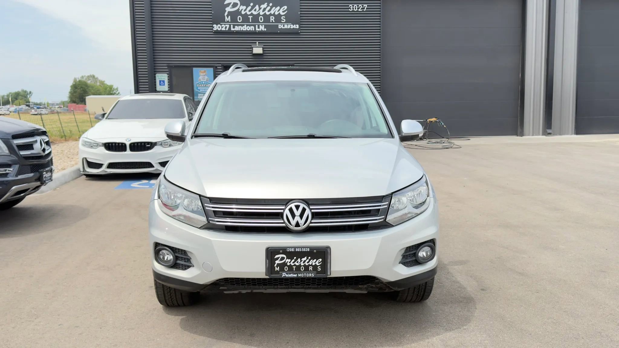 Used 2014 Volkswagen Tiguan SE AWD/4WD image 3