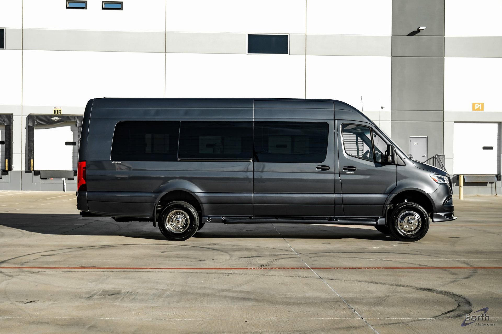 Used 2023 Mercedes-Benz Sprinter 3500 image 16