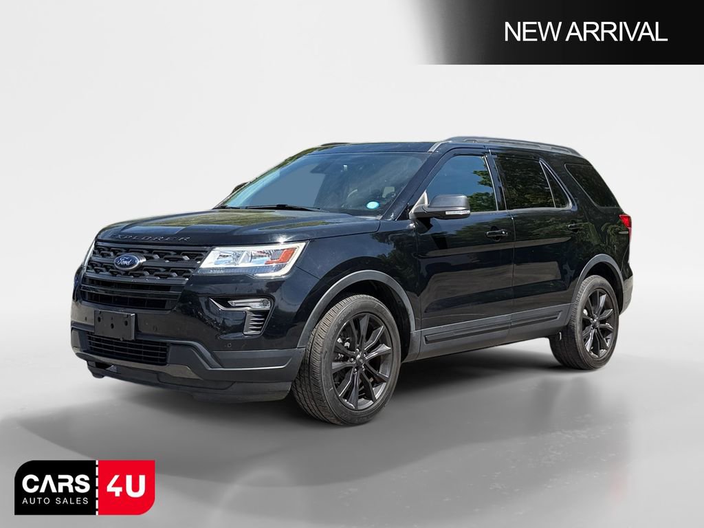 Used 2018 Ford Explorer XLT w/ Equipment Group 202A AWD/4WD image 3