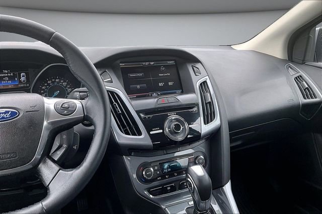 Used 2012 Ford Focus Titanium FWD image 9