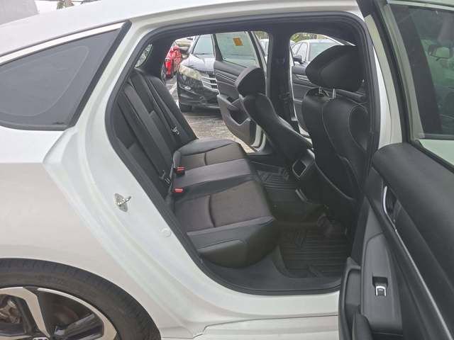 Used 2019 Honda Accord Sport image 8