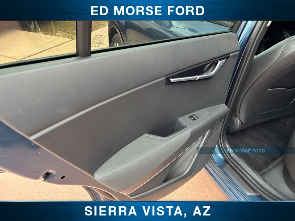 Certified 2023 Kia Niro Wind FWD image 12