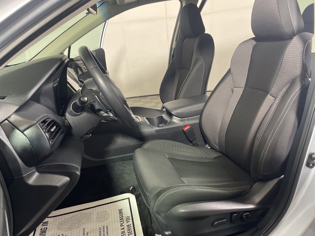 Used 2022 Subaru Outback Premium image 10