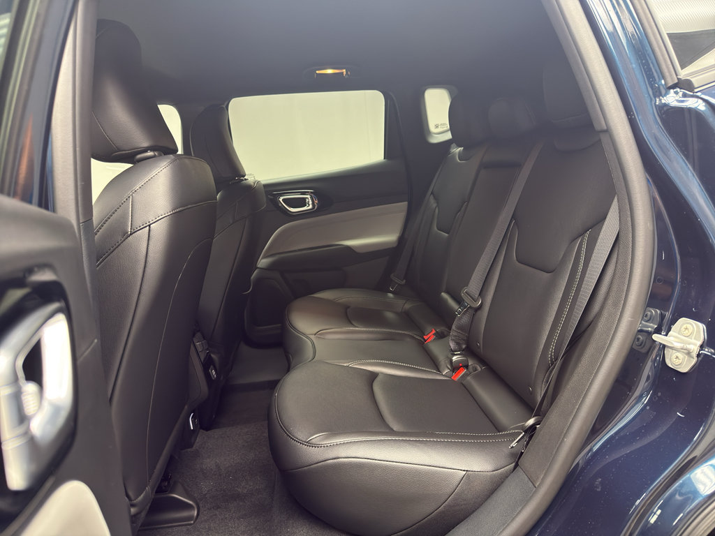 New 2026 Jeep Compass Limited AWD/4WD image 12