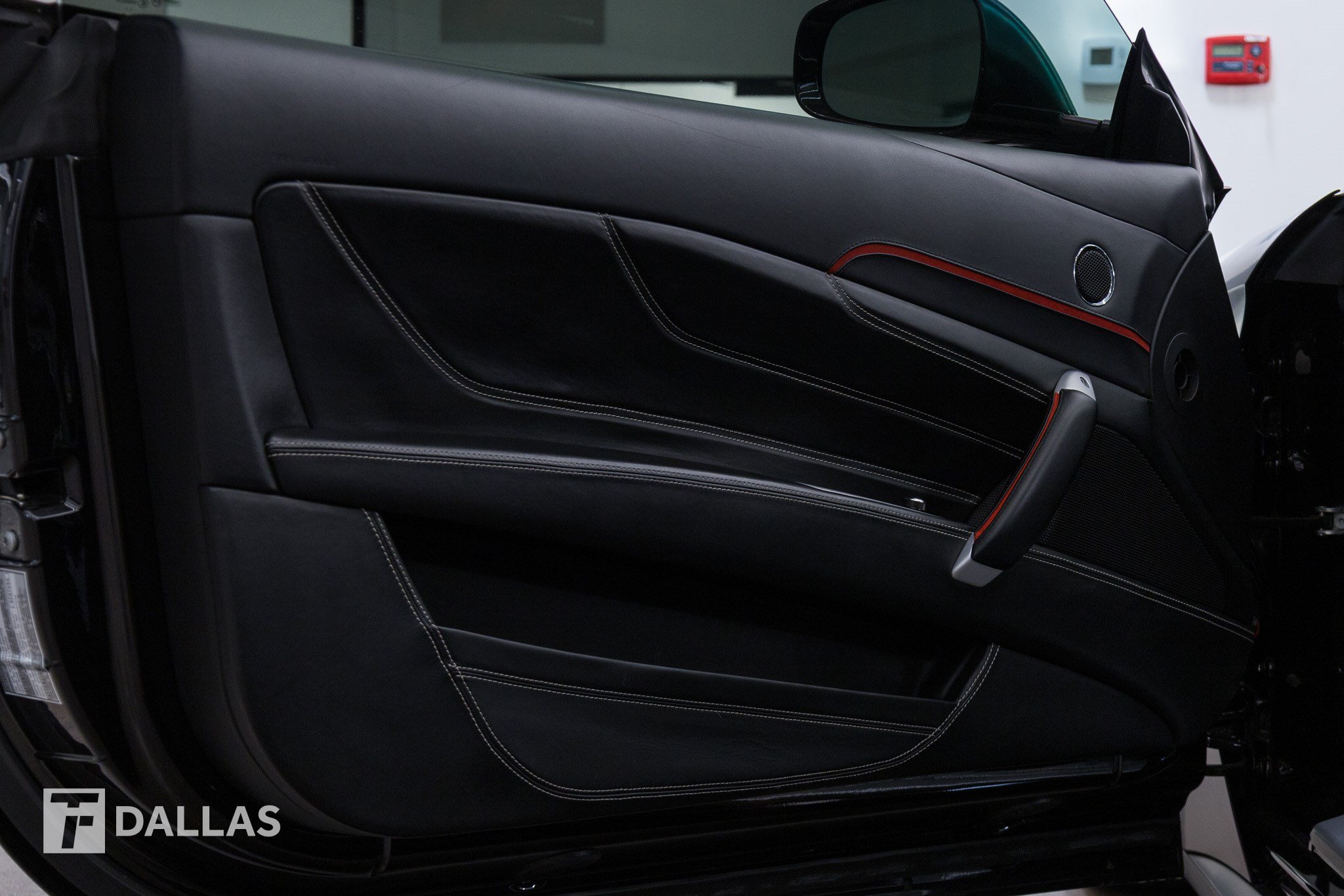 Used 2012 Ferrari FF AWD/4WD image 23
