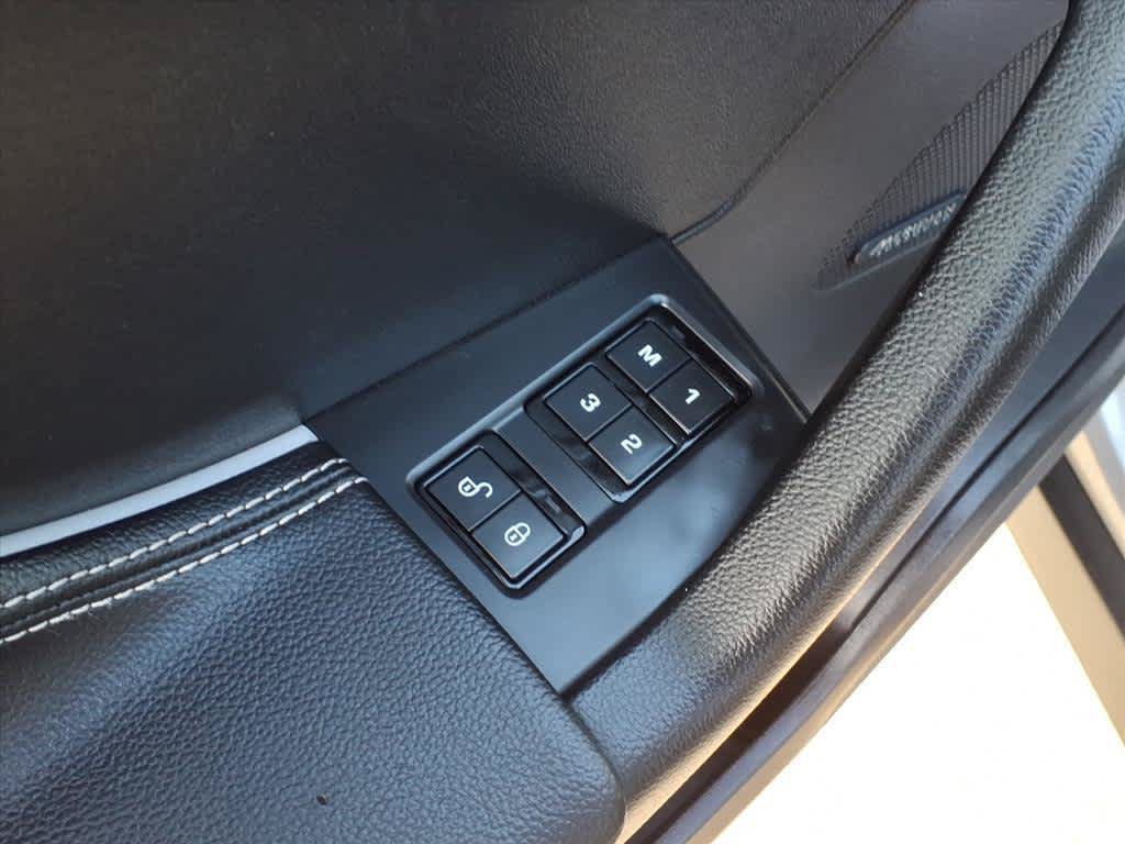 Used 2020 Jaguar F-PACE Checkered Flag AWD/4WD image 15