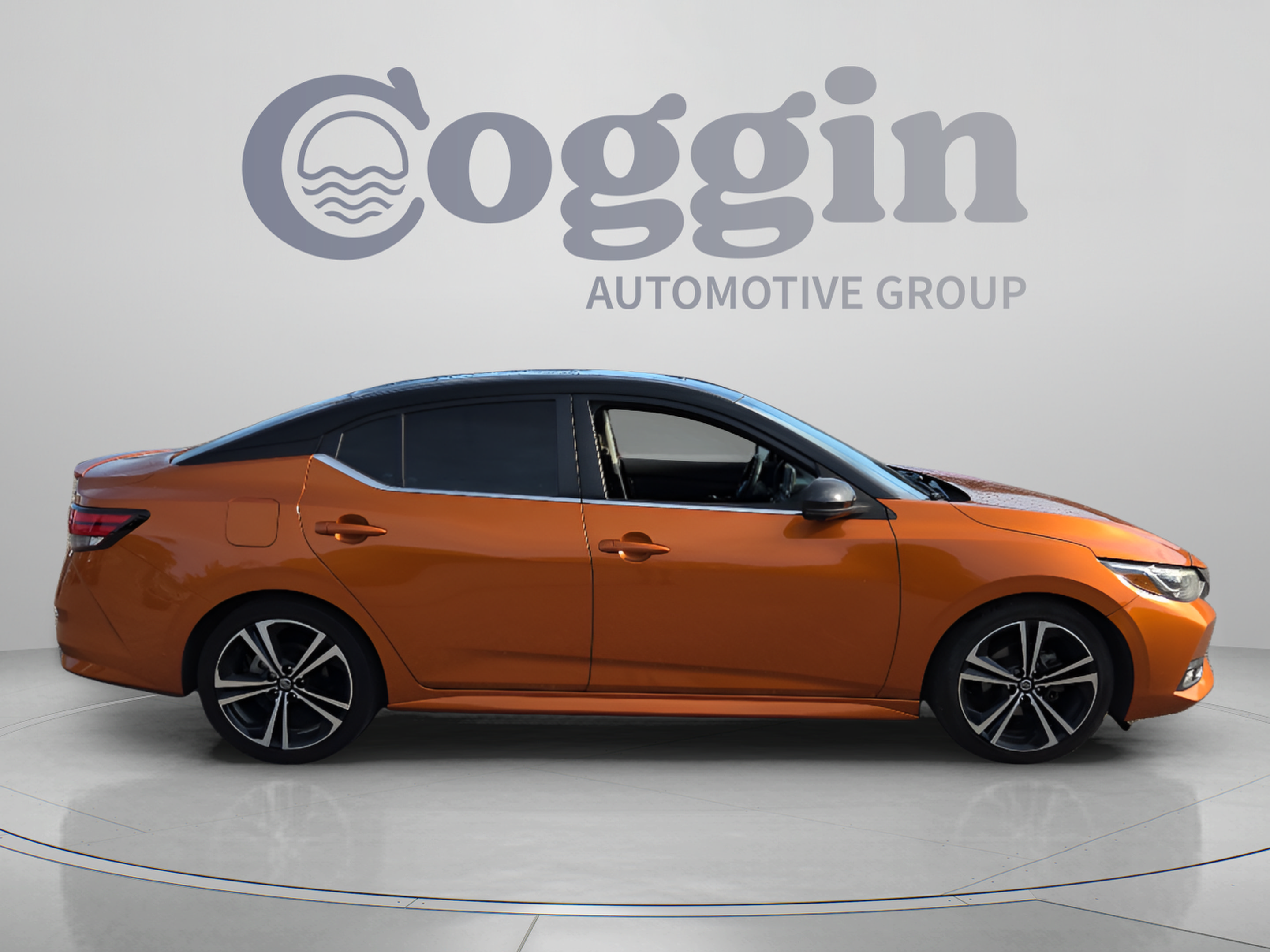 Used 2022 Nissan Sentra SR w/ SR Premium Package FWD image 6