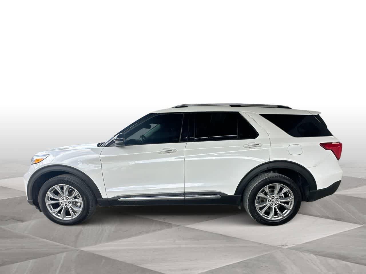 Used 2023 Ford Explorer Limited w/ Equipment Group 301A AWD/4WD image 5