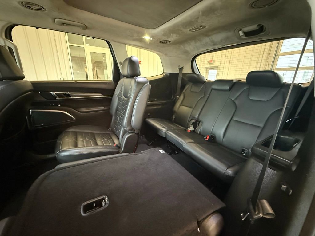 Used 2022 Kia Telluride SX w/ SX Prestige Package image 23