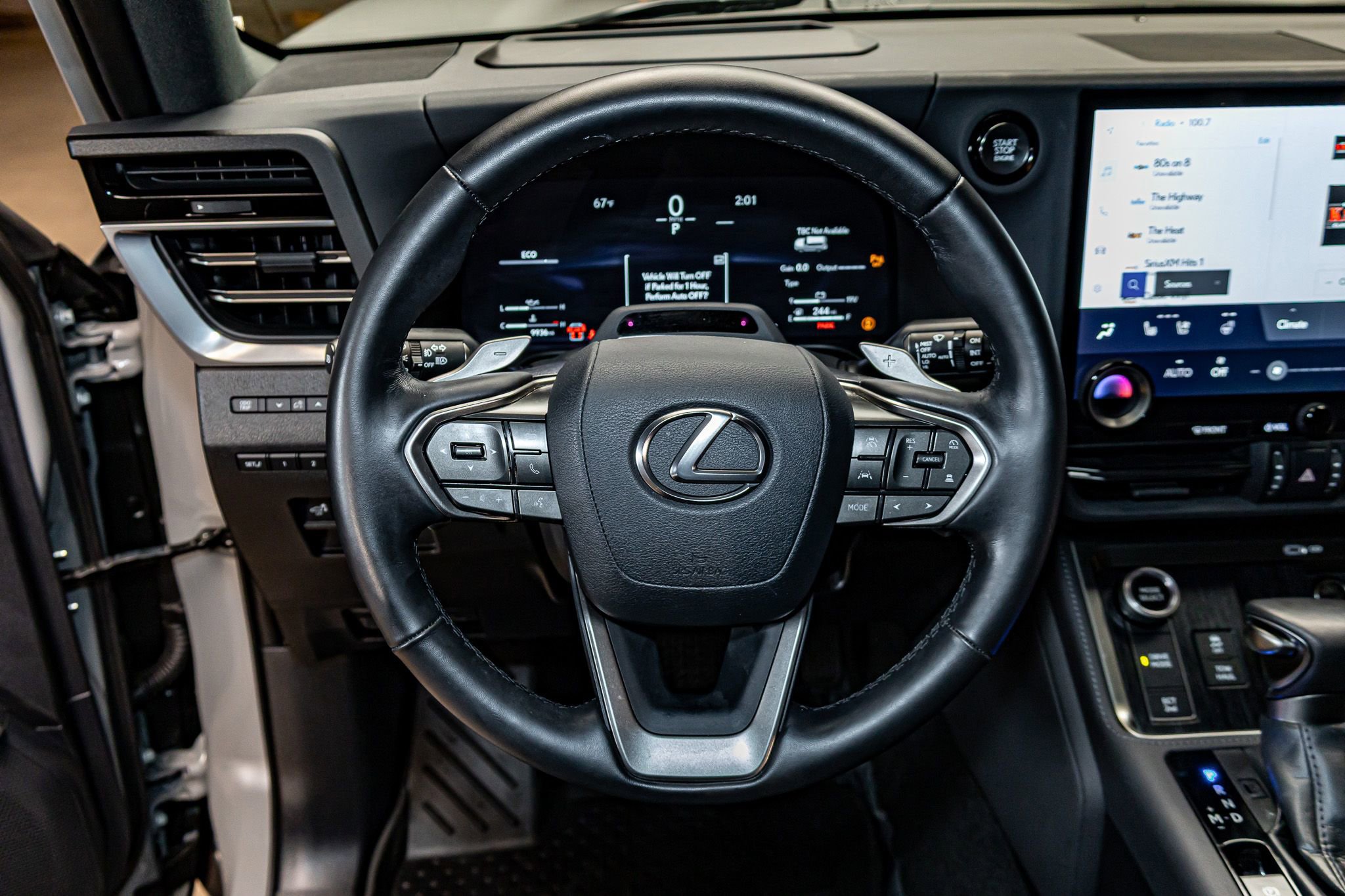 Used 2025 Lexus GX 550 image 18