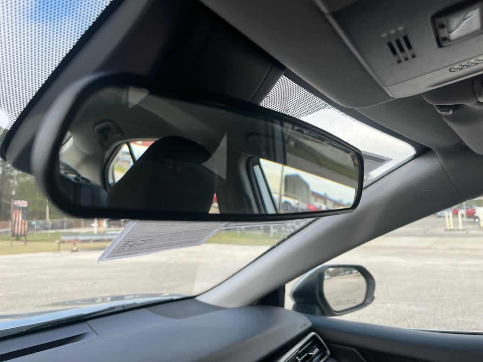 Used 2020 Toyota Camry LE image 21