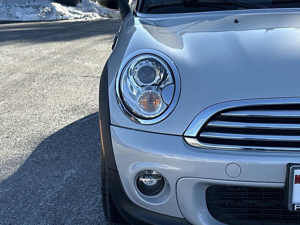Used 2013 MINI Cooper Convertible image 8