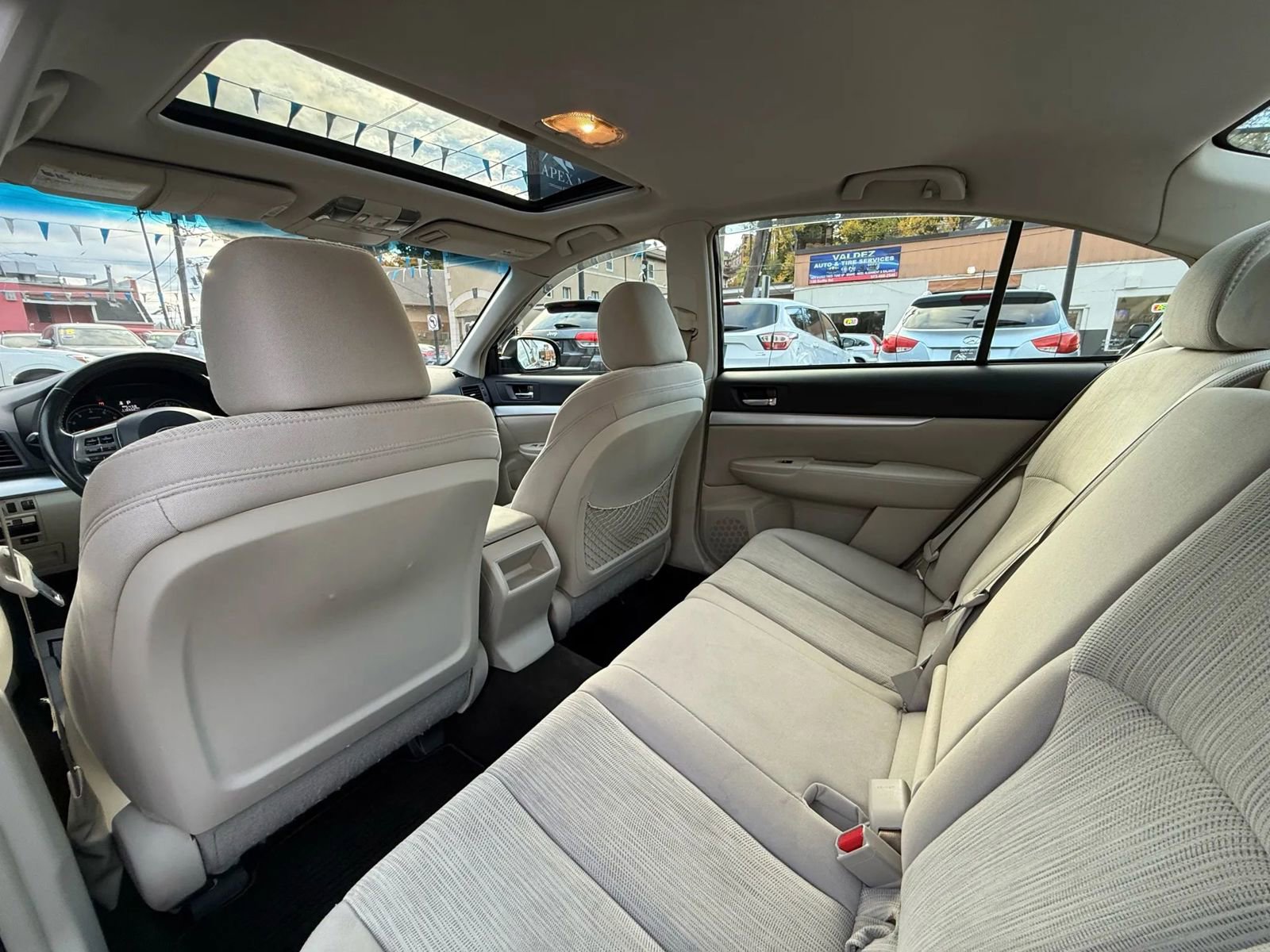 Used 2013 Subaru Legacy 2.5i Premium w/ All-Weather Pkg + Moonroof image 40