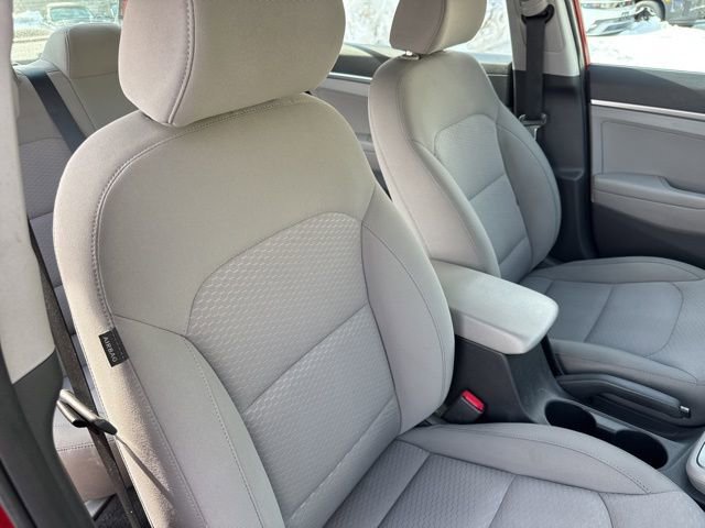 Used 2020 Hyundai Elantra SE image 24