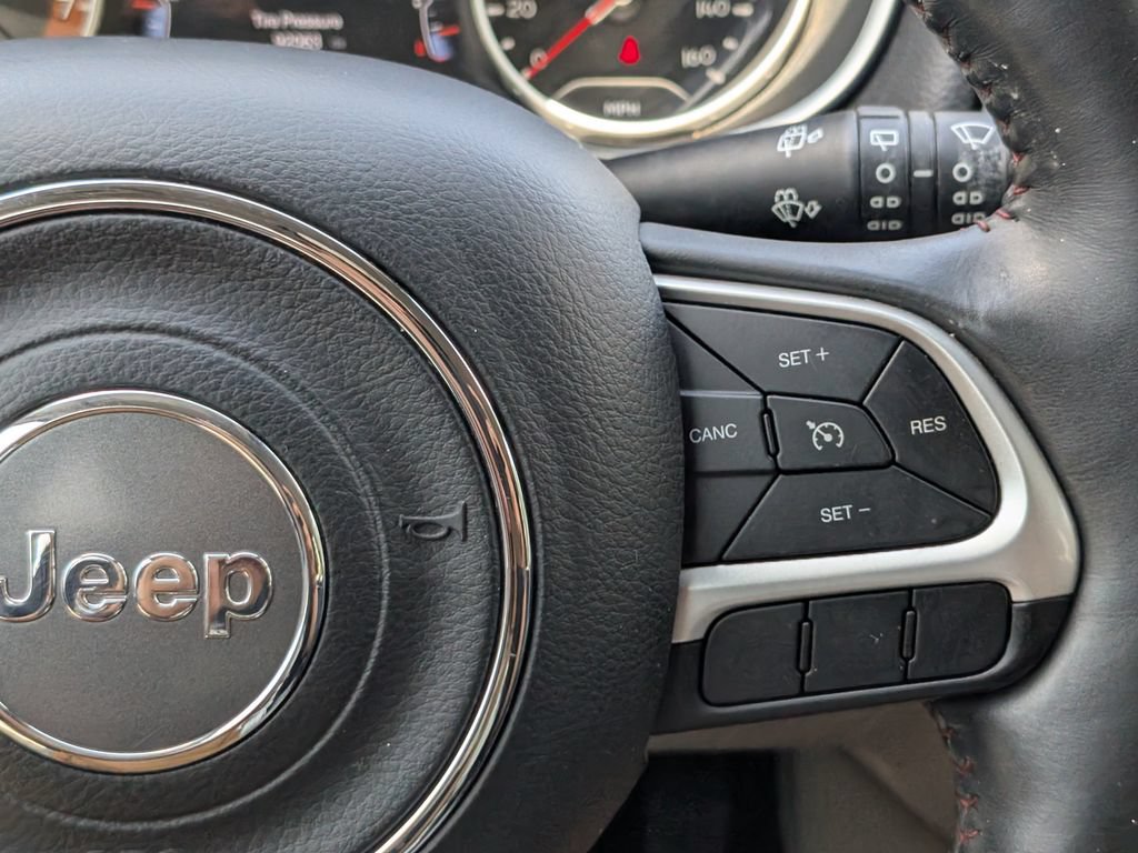 Used 2018 Jeep Compass Limited w/ Safe & Security Group FWD image 27