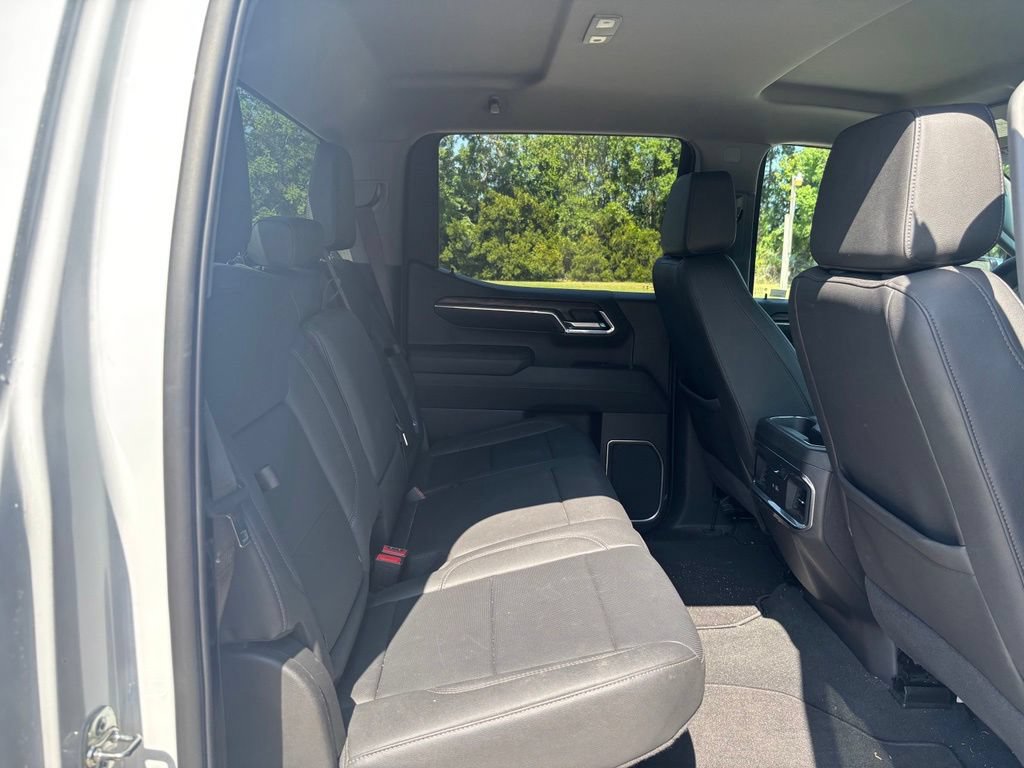 Used 2025 GMC Sierra 1500 SLT w/ SLT Premium Package AWD/4WD image 17