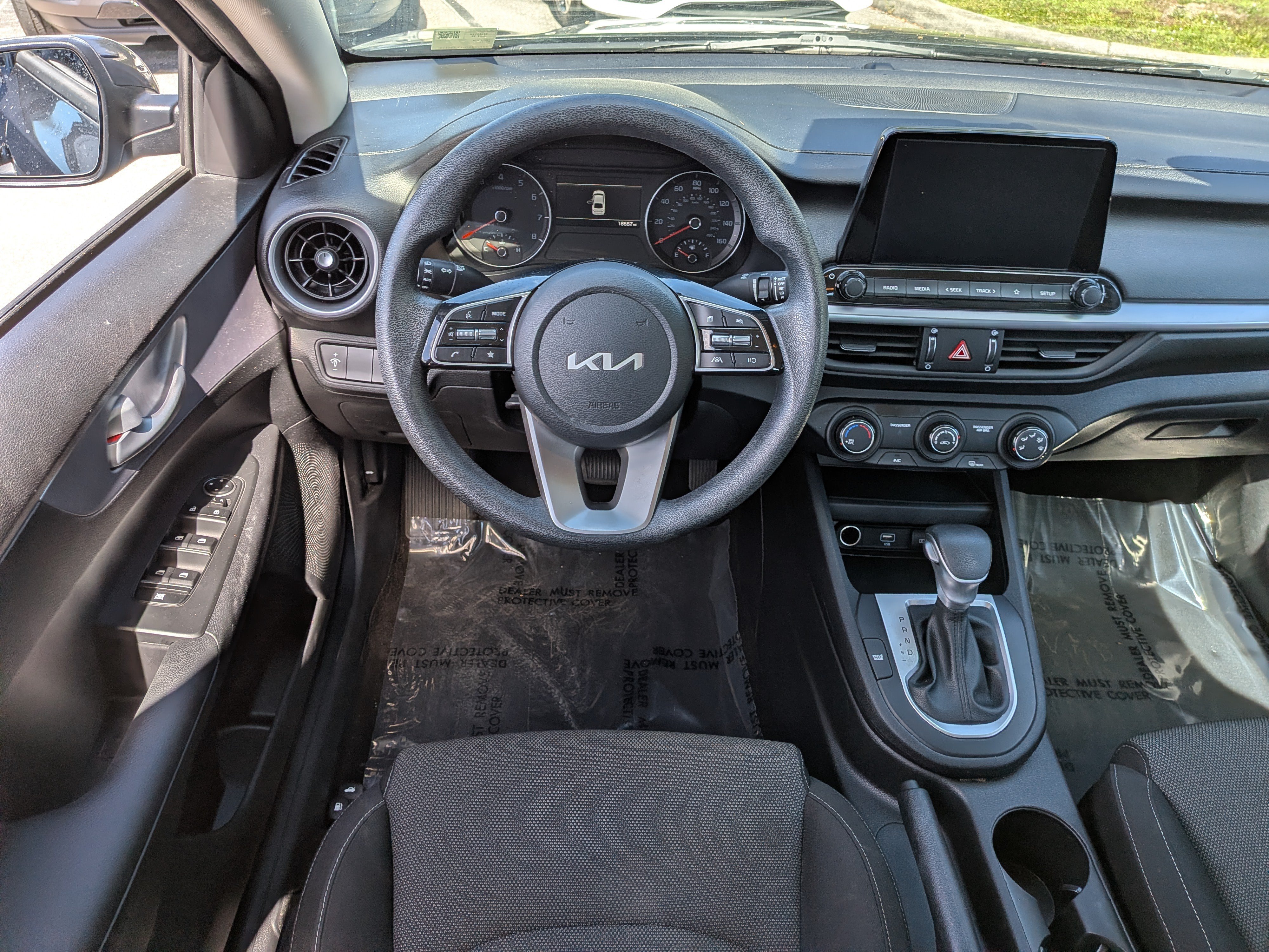 Used 2024 Kia Forte LXS FWD image 16