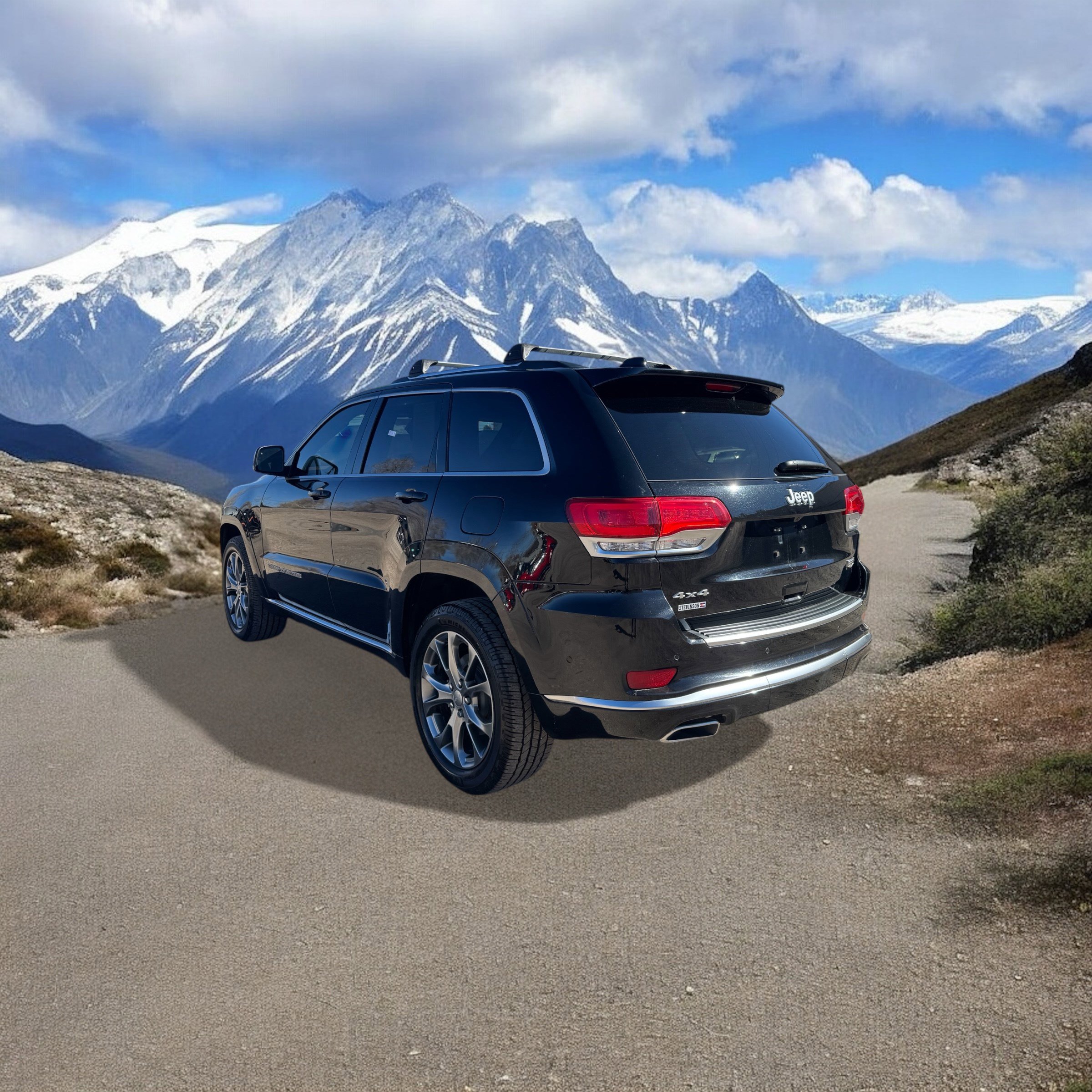 Used 2021 Jeep Grand Cherokee Summit w/ Platinum Series Group image 3