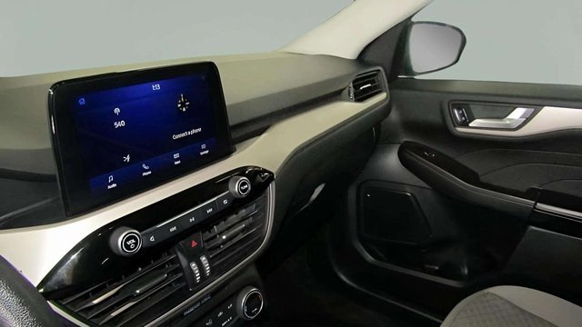 Used 2021 Ford Escape SE image 12