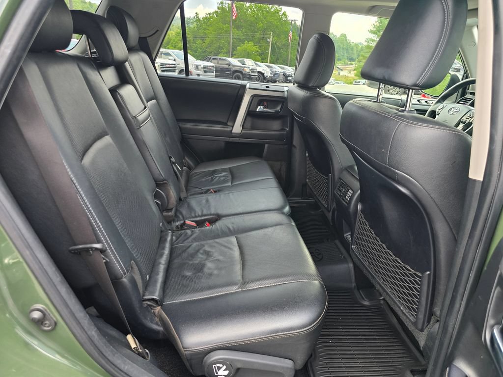Used 2022 Toyota 4Runner Limited AWD/4WD image 30