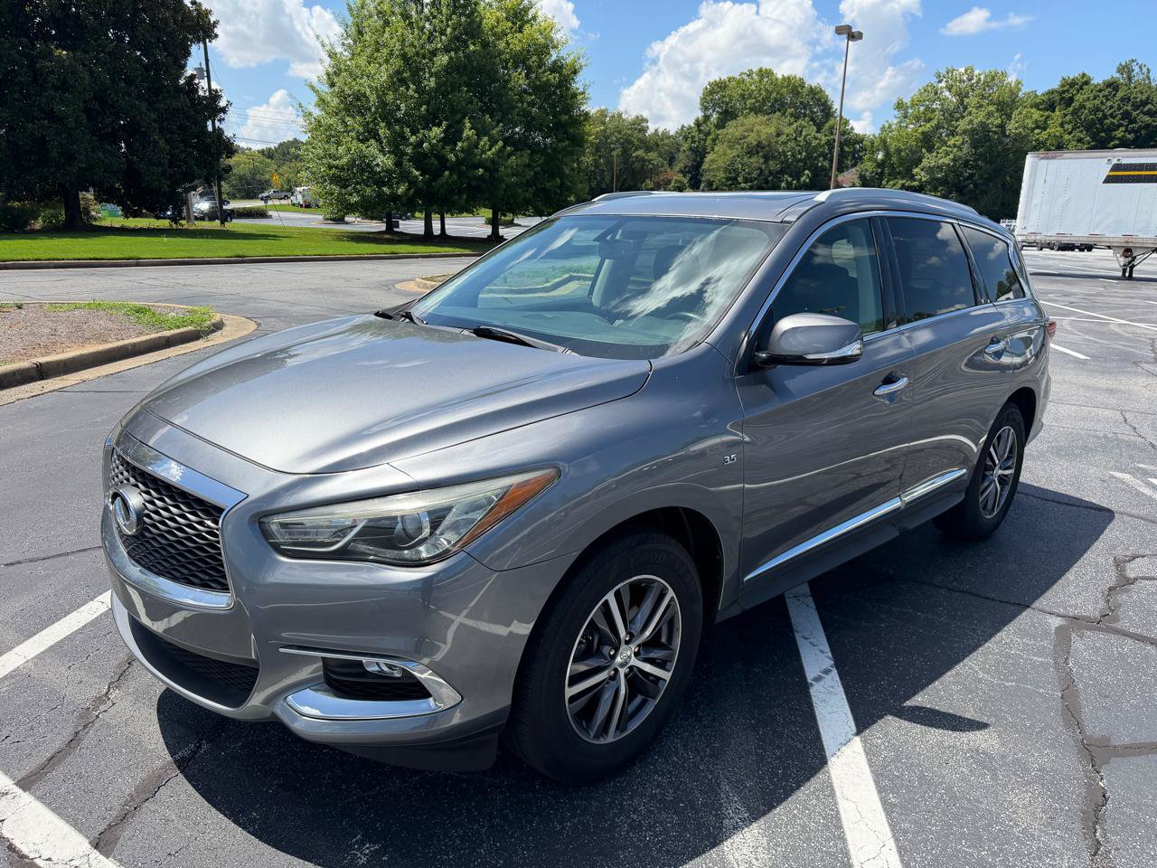 Used 2018 INFINITI QX60 Luxe w/ Premium Package