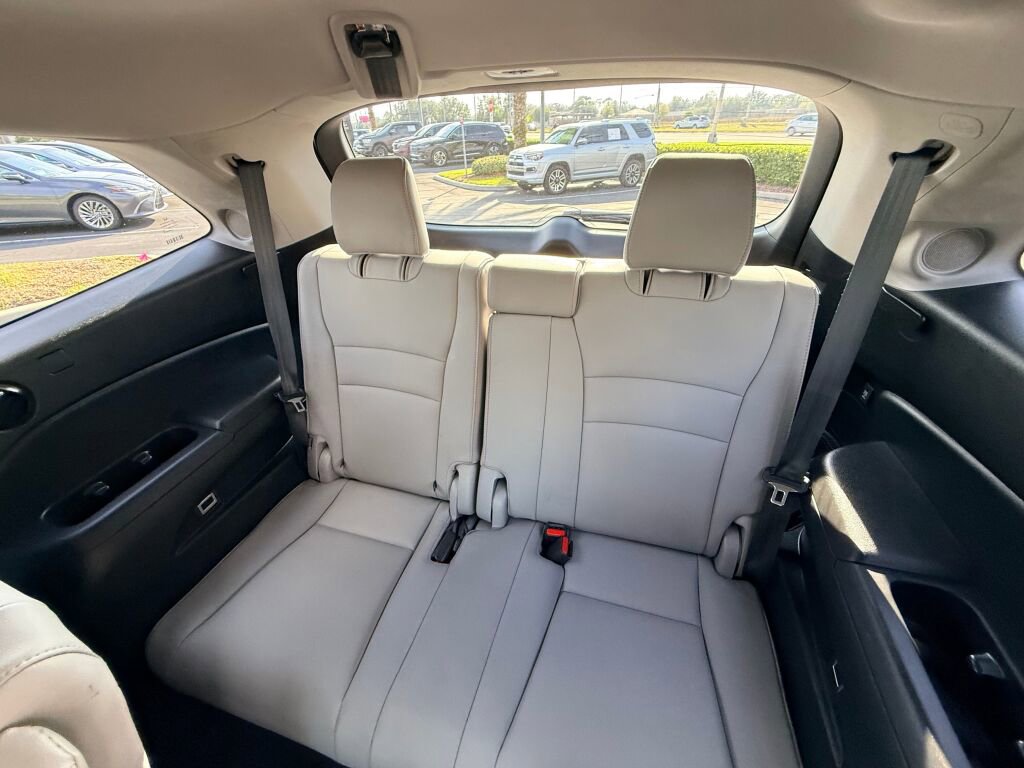 Used 2020 Honda Pilot Touring image 19
