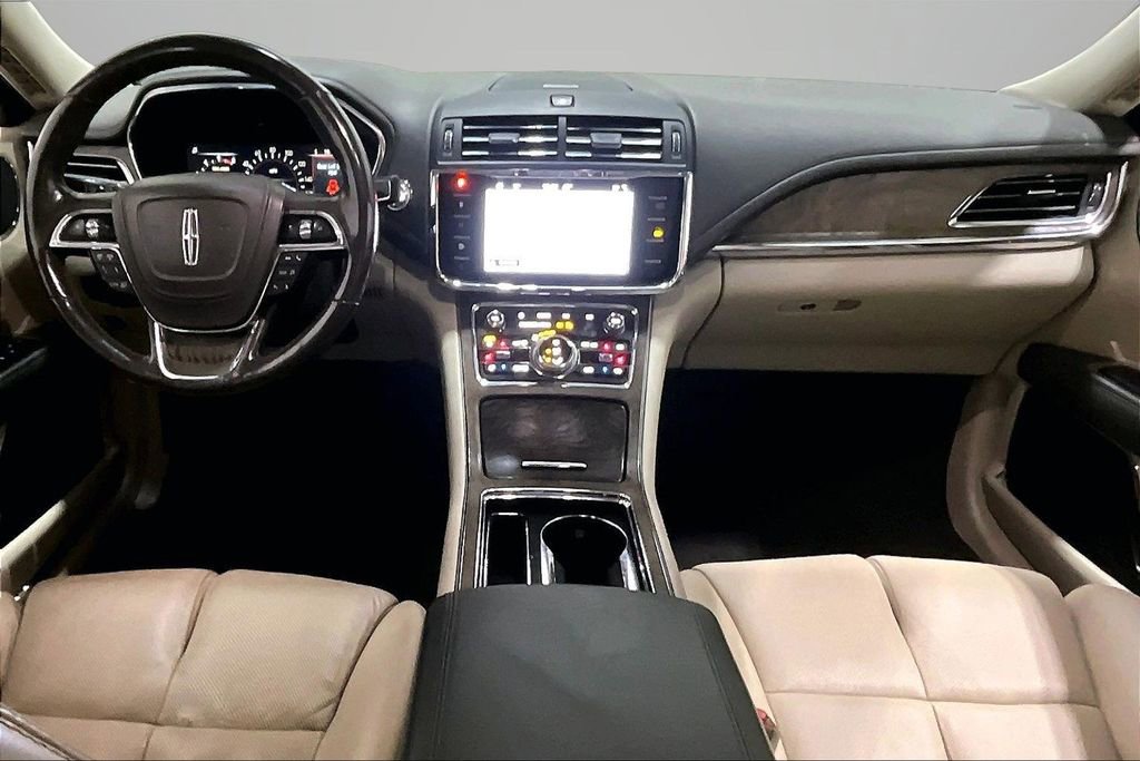 Used 2019 Lincoln Continental Select w/ Continental Climate Package image 7