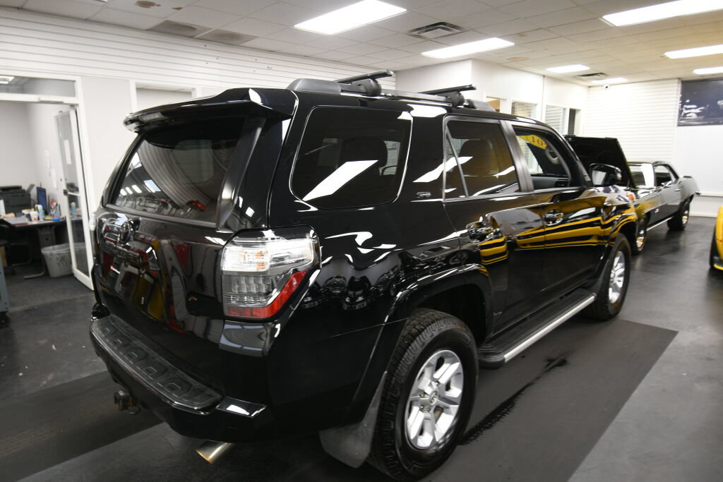 Used 2017 Toyota 4Runner SR5 Premium AWD/4WD image 7