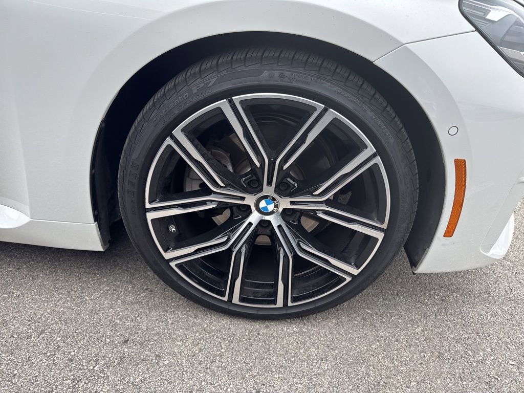 Certified 2024 BMW 230i Coupe w/ Convenience Package image 3