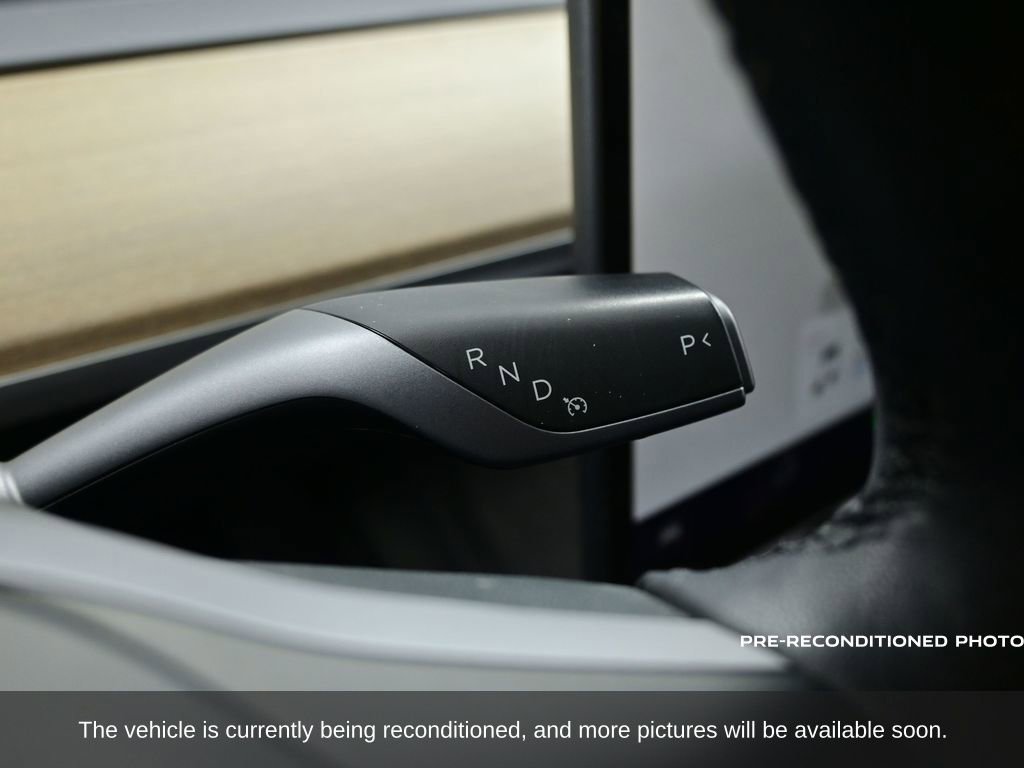 Used 2023 Tesla Model Y Long Range image 16