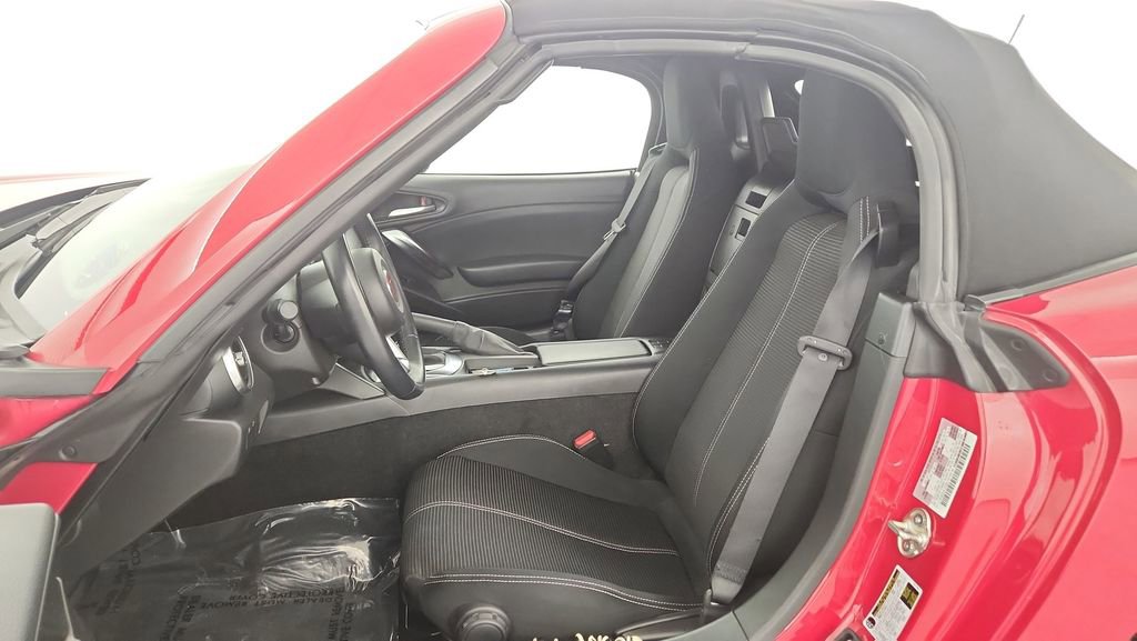 Used 2018 FIAT 124 Spider Classica RWD image 14