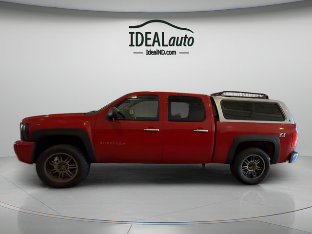 Used 2007 Chevrolet Silverado 1500 LT w/ 1LT Convenience Package AWD/4WD image 11