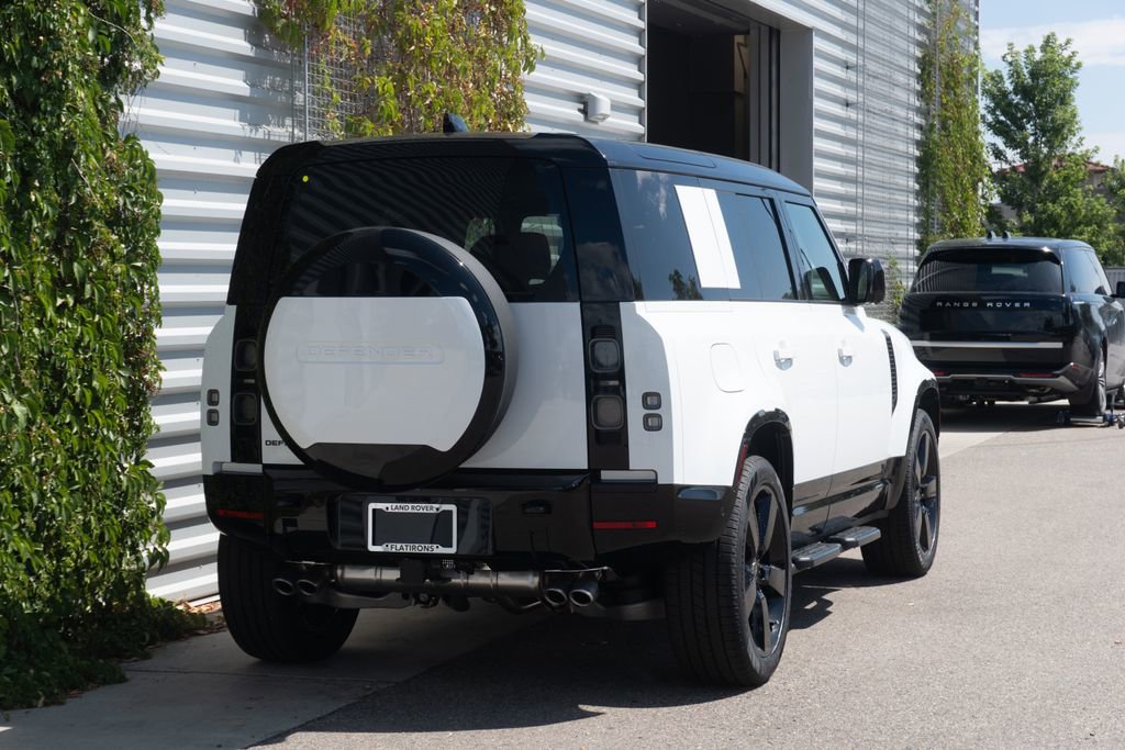 New 2025 Land Rover Defender 110 V8 image 2