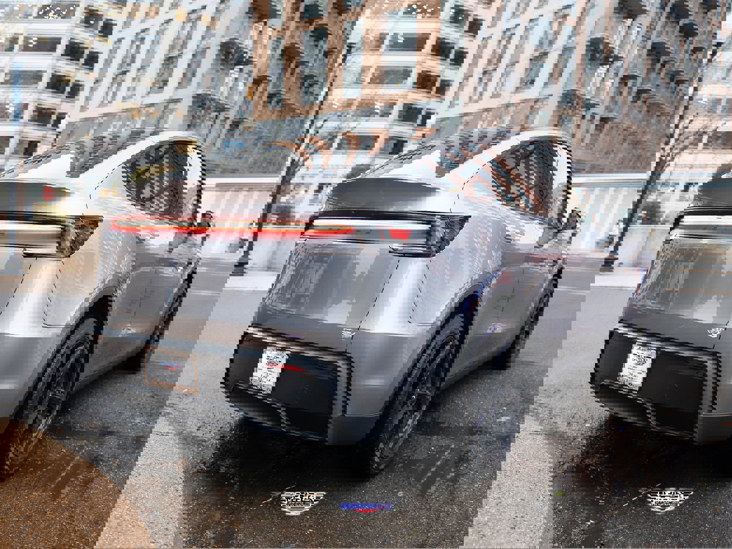 Used 2026 Tesla Model Y Long Range image 7