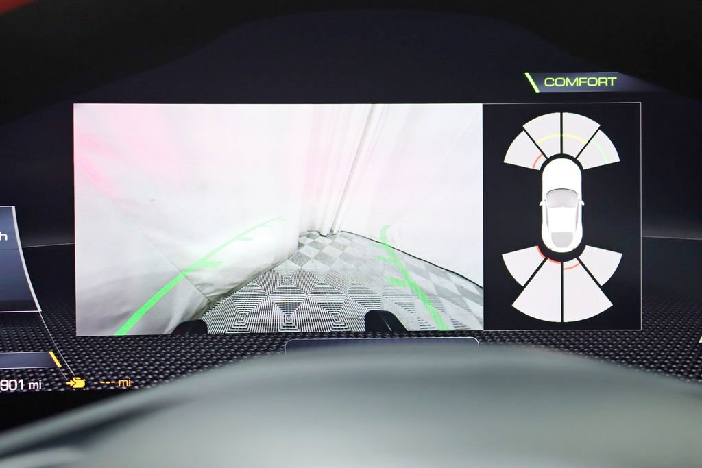 Used 2022 Ferrari Roma RWD image 26