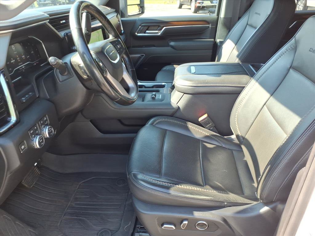 Used 2024 GMC Sierra 3500 Denali w/ Denali Reserve Package AWD/4WD image 11