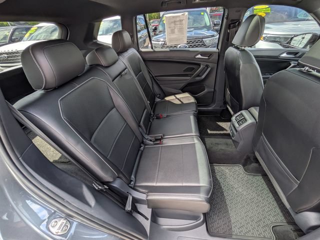 Used 2021 Volkswagen Tiguan SE R-Line AWD/4WD image 20