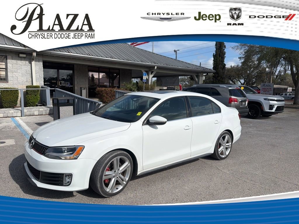 Used 2015 Volkswagen Jetta GLI SE image 1
