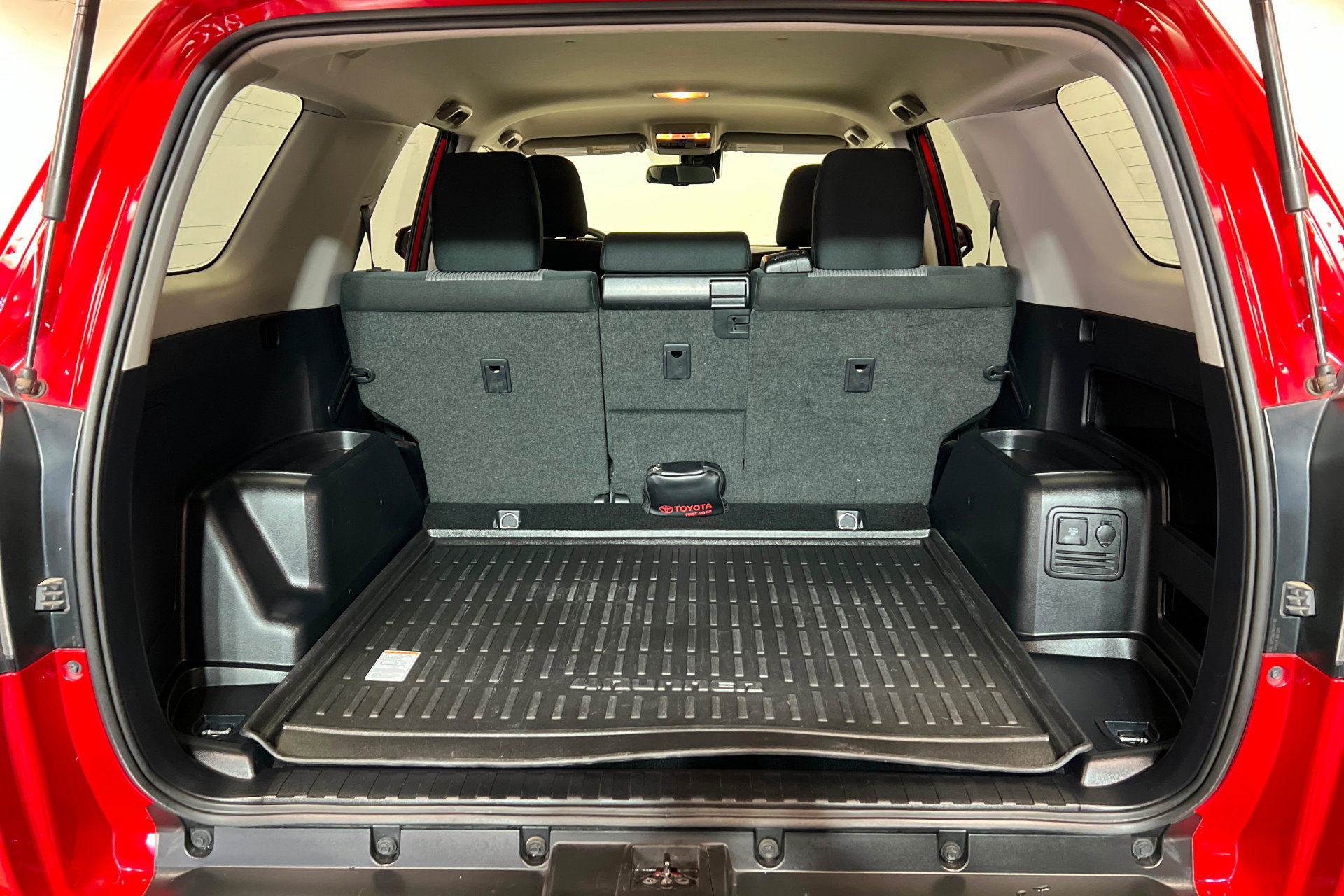 Certified 2023 Toyota 4Runner SR5 AWD/4WD image 23