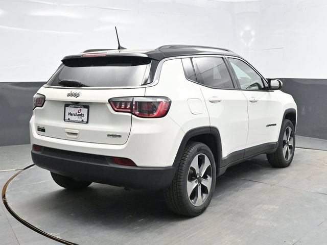 Used 2018 Jeep Compass Latitude w/ Popular Equipment Group AWD/4WD image 6