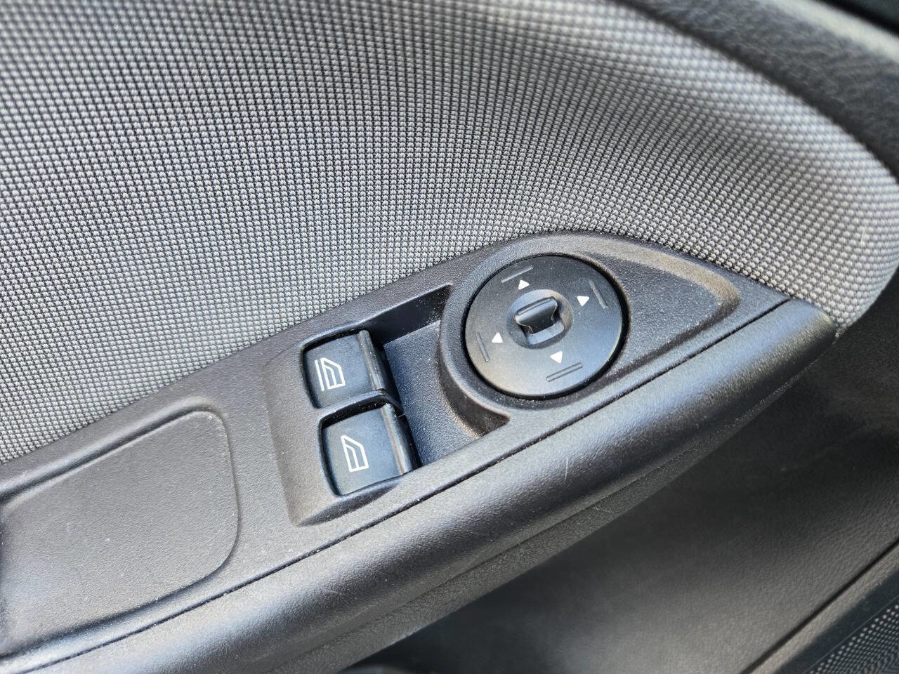 Used 2014 Ford Focus S image 14