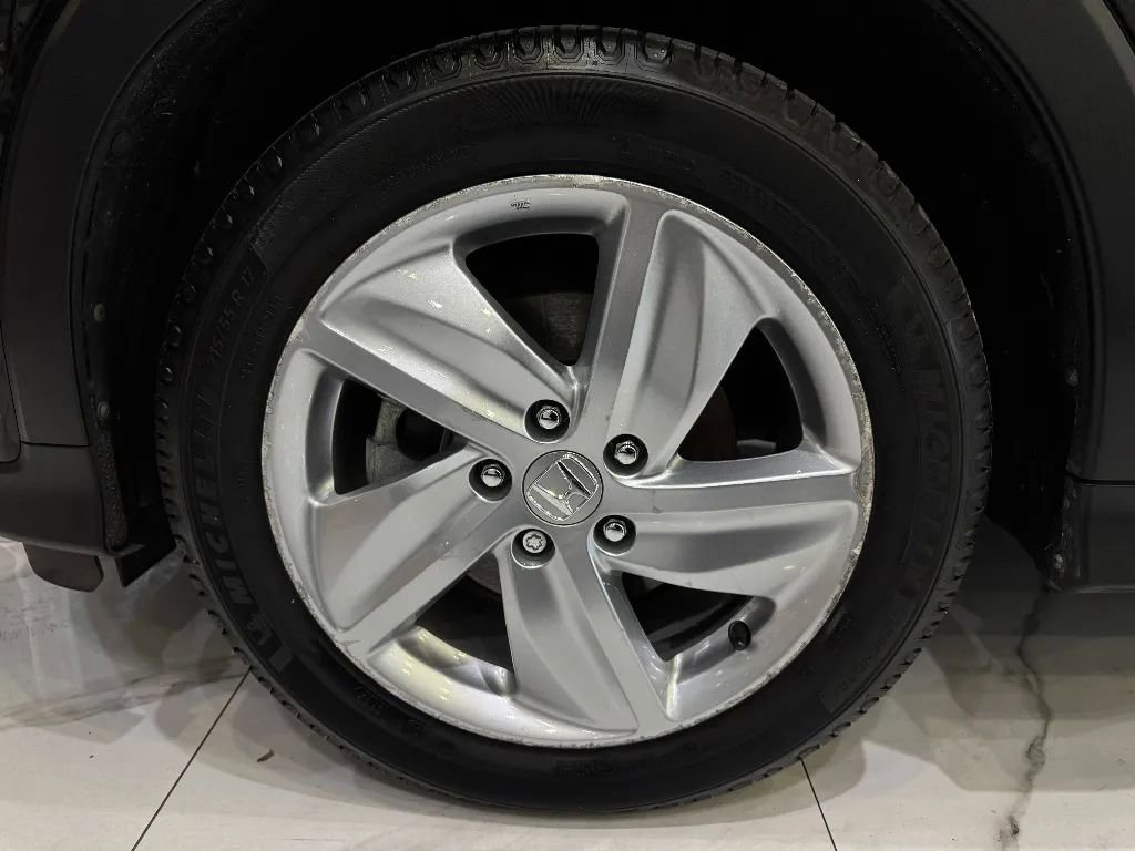 Used 2019 Honda HR-V EX-L image 7