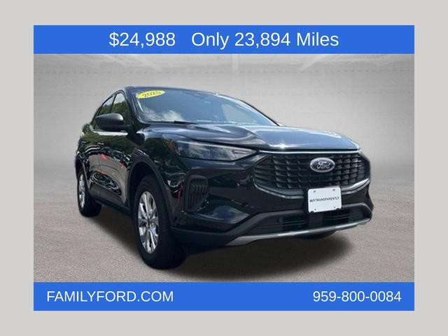 Used 2025 Ford Escape Active AWD/4WD image 1