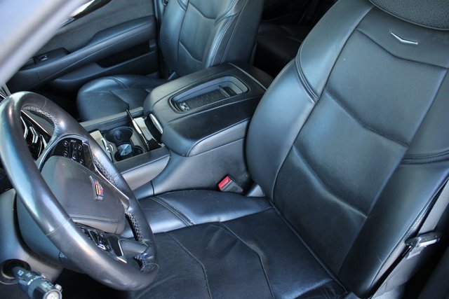 Used 2016 Cadillac Escalade Platinum image 16